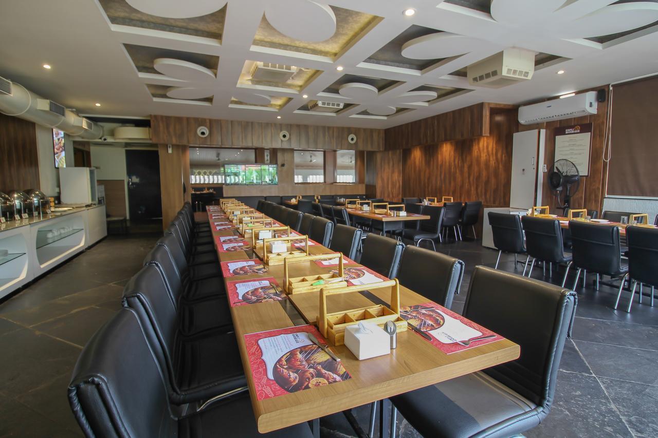 Pimpri-Chinchwad Oyo 24197 Saptaruchi酒店 外观 照片