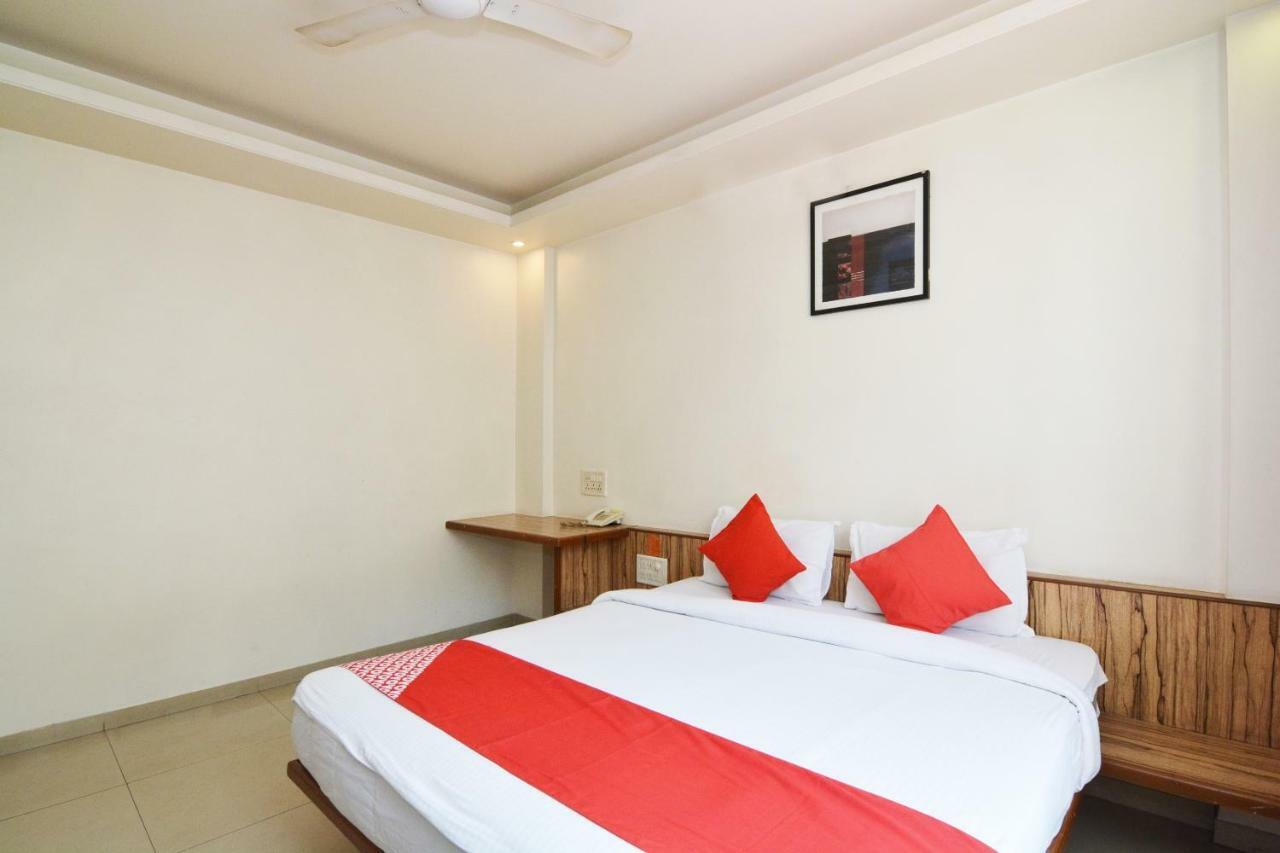 Pimpri-Chinchwad Oyo 24197 Saptaruchi酒店 外观 照片
