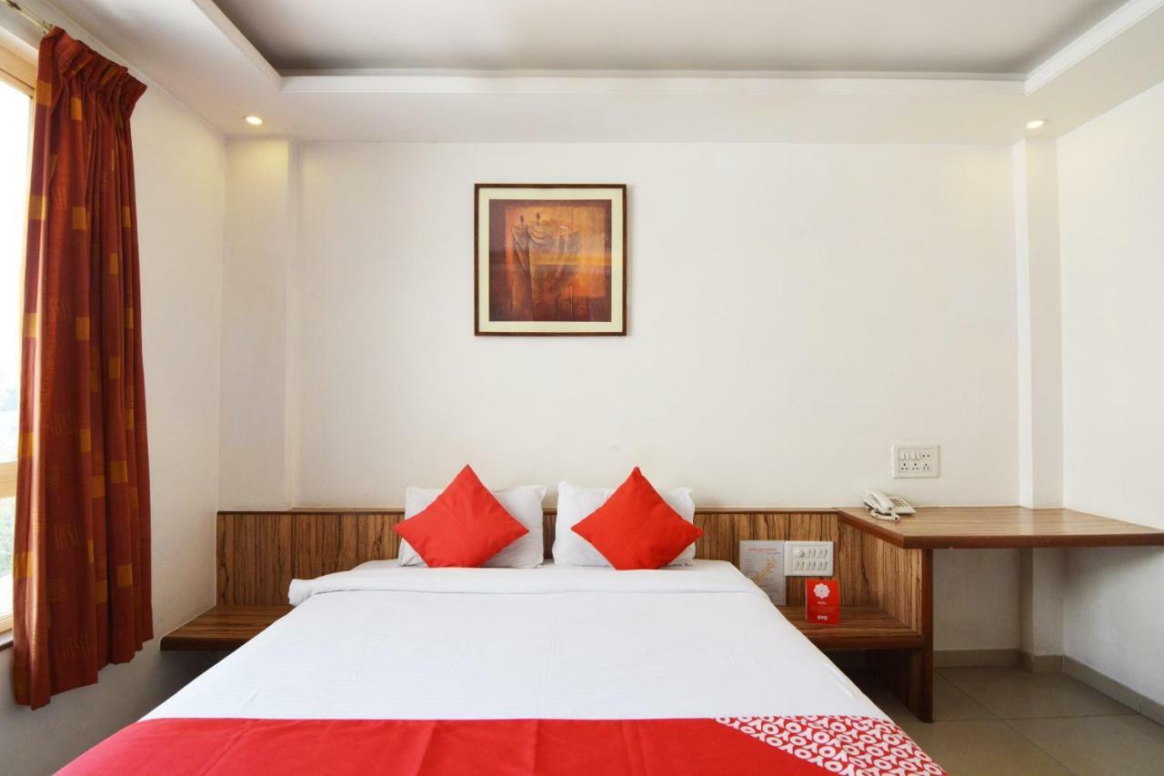 Pimpri-Chinchwad Oyo 24197 Saptaruchi酒店 外观 照片